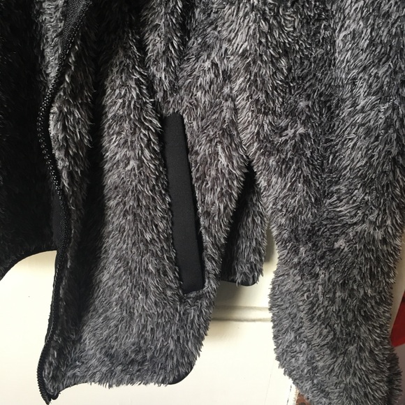 SO Gray & Black Faux Fur Jacket - Picture 3 of 6